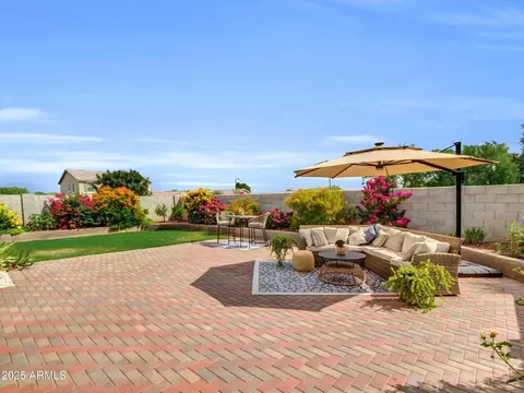 7823 S 23rd Pl, Phoenix, AZ 85042