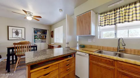 1162 S Ironwood Dr, Apache Junction, AZ 85120 photo 12