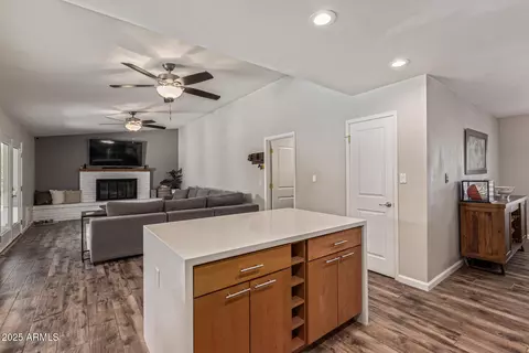 Kitchen - 4508 E Ludlow Dr, Phoenix, AZ 85032 photo 4 of 4