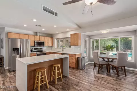 Kitchen - 4508 E Ludlow Dr, Phoenix, AZ 85032 photo 1 of 4