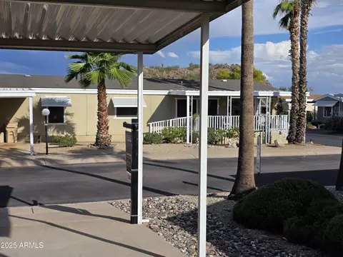 2233 E Behrend Dr #219, Phoenix, AZ 85024 photo 5