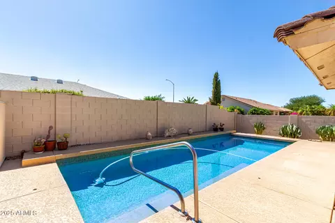 Exterior - 11027 E Natal Ave, Mesa, AZ 85209 photo 8 of 10