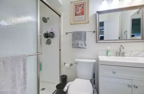 Bath - 151 N Third St, Globe, AZ 85501 photo 5 of 5