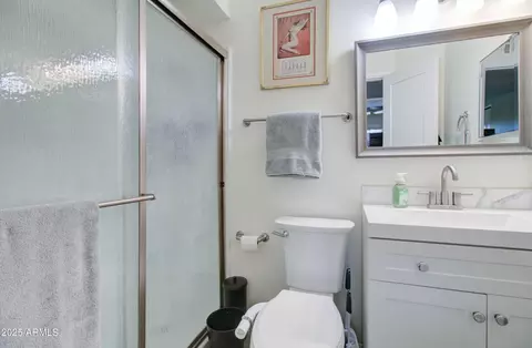 Bath - 151 N Third St, Globe, AZ 85501 photo 4 of 5
