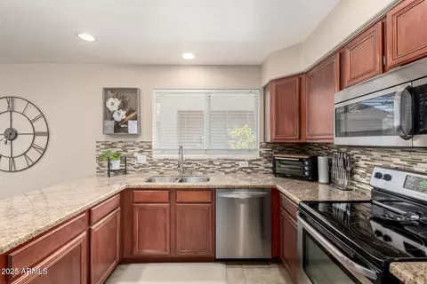 3124 Escuda Rd, Phoenix, AZ 85050 photo 17
