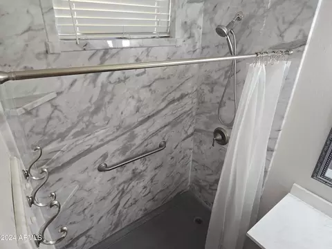 Bath - 2101 S Meridian Rd #34, Apache Junction, AZ 85120 photo 2 of 4
