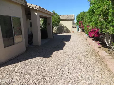 Exterior - 2101 S Meridian Rd #34, Apache Junction, AZ 85120 photo 5 of 11