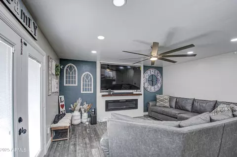 Living - 2607 W Ironstone Ave, Apache Junction, AZ 85120 photo 1 of 2
