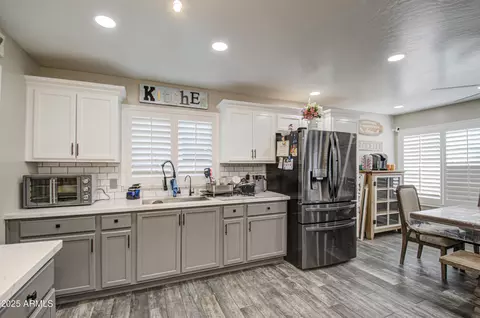 Kitchen - 2607 W Ironstone Ave, Apache Junction, AZ 85120 photo 5 of 6