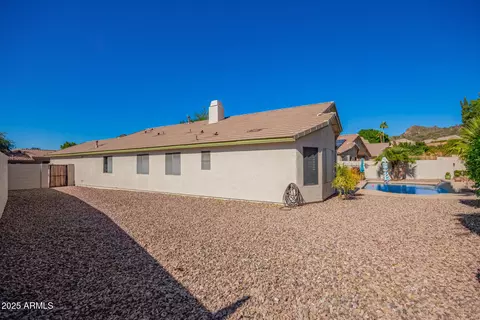 Exterior - 4038 W Alex Loop, Phoenix, AZ 85083 photo 8 of 9
