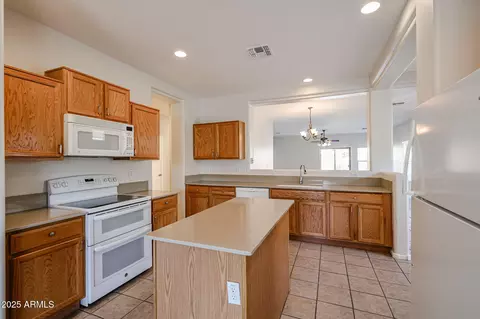 17230 W Saguaro Ln, Surprise, AZ 85388