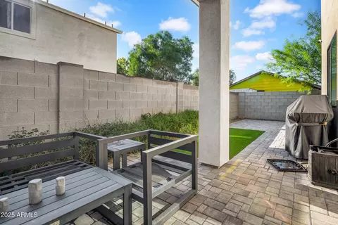 Exterior - 3005 E Paradise Ln, Phoenix, AZ 85032 photo 3 of 5