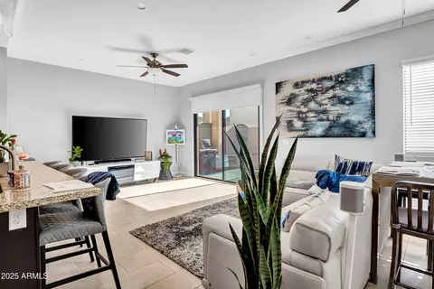 Living - 3005 E Paradise Ln, Phoenix, AZ 85032 photo 1 of 1