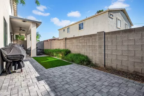 Exterior - 3005 E Paradise Ln, Phoenix, AZ 85032 photo 5 of 5