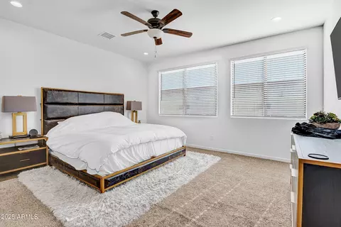 Bedroom - 3005 E Paradise Ln, Phoenix, AZ 85032 photo 1 of 1