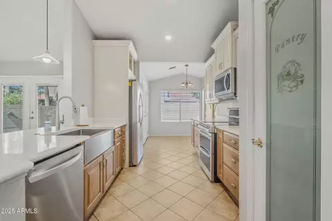 1226 W Pacific Dr, Gilbert, AZ 85233 photo 15