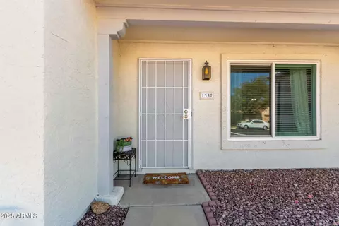 Exterior - 1337 E Wickieup Ln, Phoenix, AZ 85024 photo 2 of 8
