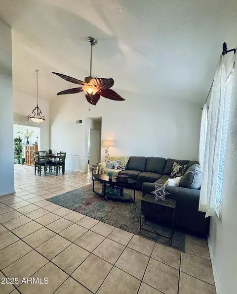 Living - 1337 E Wickieup Ln, Phoenix, AZ 85024 photo 3 of 3