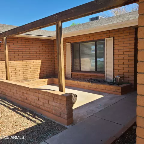6715 S Mitchell Dr, Tempe, AZ 85283 photo 2