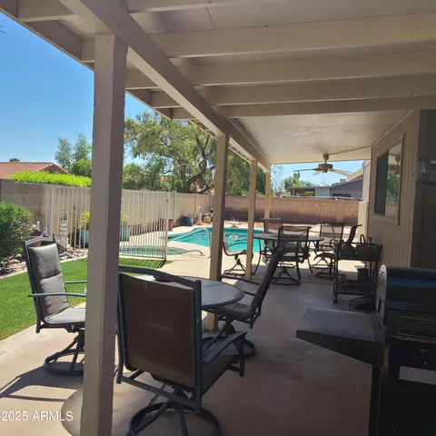 6715 S Mitchell Dr, Tempe, AZ 85283 photo 5
