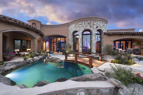 9808 E Honey Mesquite Dr, Scottsdale, AZ 85262