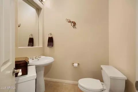 Bath - 7445 Eagle Crest Dr #1094, Mesa, AZ 85207 photo 5 of 5
