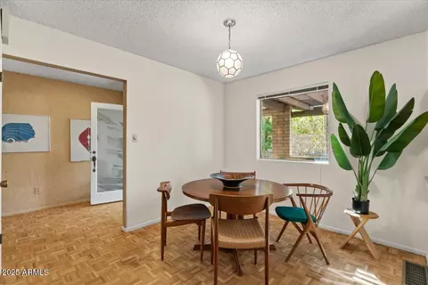 Dining - 5410 E Vernon Ave, Phoenix, AZ 85008 photo 1 of 4