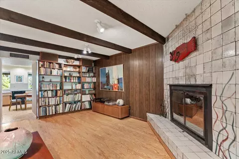 Living - 5410 E Vernon Ave, Phoenix, AZ 85008 photo 7 of 7