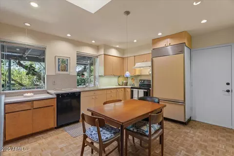 Kitchen - 5410 E Vernon Ave, Phoenix, AZ 85008 photo 1 of 5