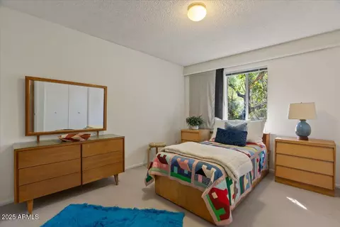 Bedroom - 5410 E Vernon Ave, Phoenix, AZ 85008 photo 5 of 7
