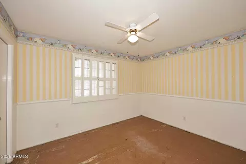 Bedroom - 4211 E Stanford Dr, Phoenix, AZ 85018 photo 1 of 2