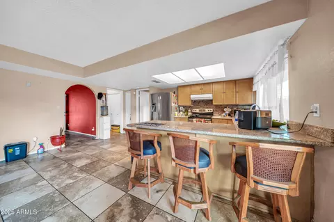 Kitchen - 4207 N 79th Ln, Phoenix, AZ 85033 photo 4 of 4