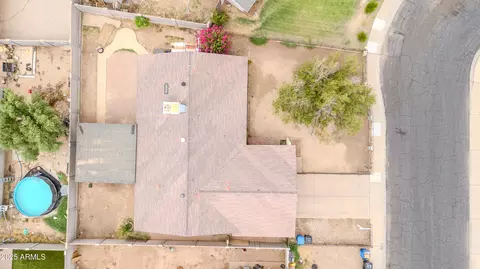 View/Area - 4207 N 79th Ln, Phoenix, AZ 85033 photo 12 of 12