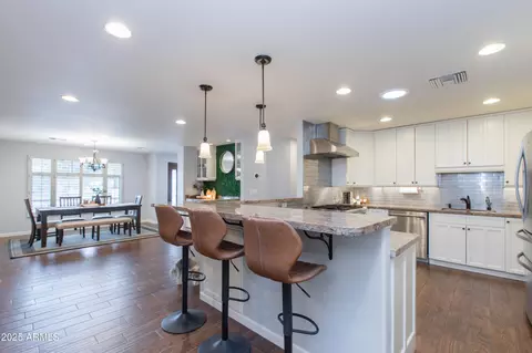 Kitchen - 4245 Earll Dr, Phoenix, AZ 85018 photo 2 of 6