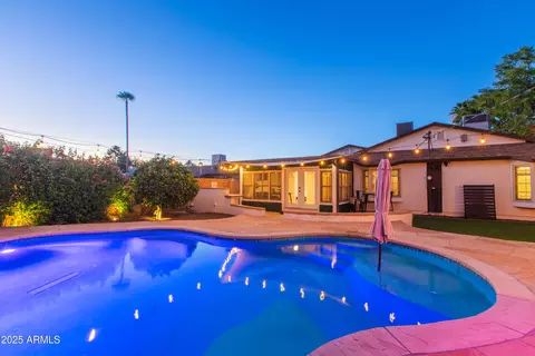 Exterior - 4245 Earll Dr, Phoenix, AZ 85018 photo 8 of 10