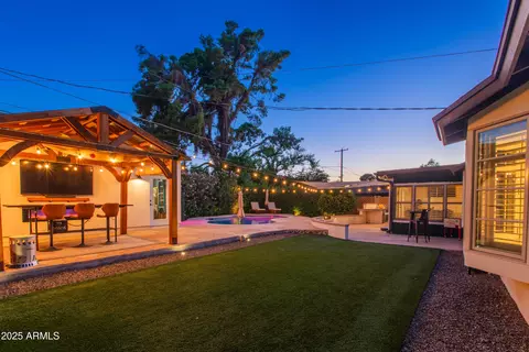 Exterior - 4245 Earll Dr, Phoenix, AZ 85018 photo 7 of 10