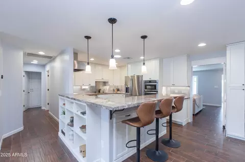 Kitchen - 4245 Earll Dr, Phoenix, AZ 85018 photo 1 of 6