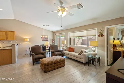 7623 E Des Moines Cir, Mesa, AZ 85207 photo 11