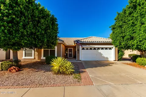 564 W Candlewood Ln, Gilbert, AZ 85233