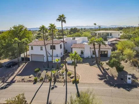 4333 E Mcdonald Dr, Phoenix, AZ 85018 photo 3