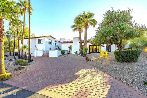 4333 E Mcdonald Dr, Phoenix, AZ 85018 photo 4