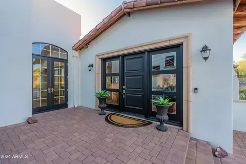 4333 E Mcdonald Dr, Phoenix, AZ 85018 photo 5