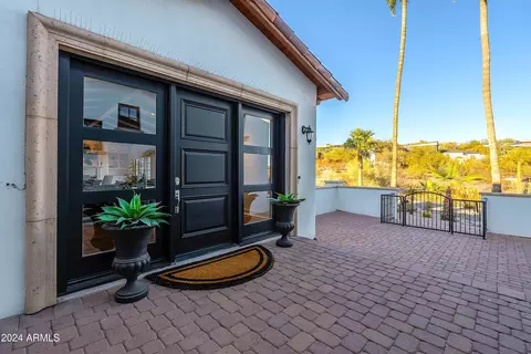 4333 E Mcdonald Dr, Phoenix, AZ 85018 photo 6