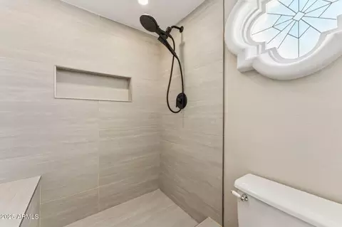 Bath - 4936 E Siesta Dr #3, Phoenix, AZ 85044 photo 5 of 5
