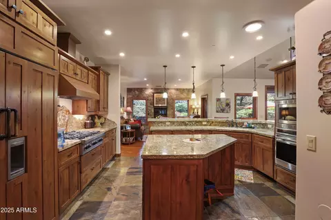 Kitchen - 2307 E Grapevine Dr, Payson, AZ 85541 photo 4 of 4