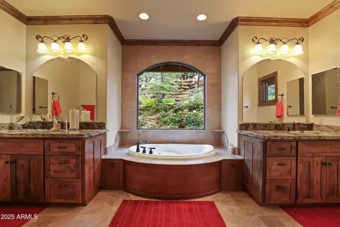 Bath - 2307 E Grapevine Dr, Payson, AZ 85541 photo 1 of 4