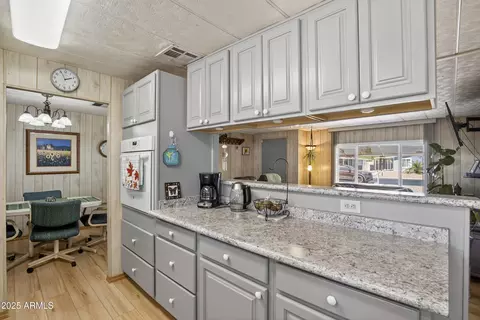 7425 E Abilene Ave, Mesa, AZ 85208