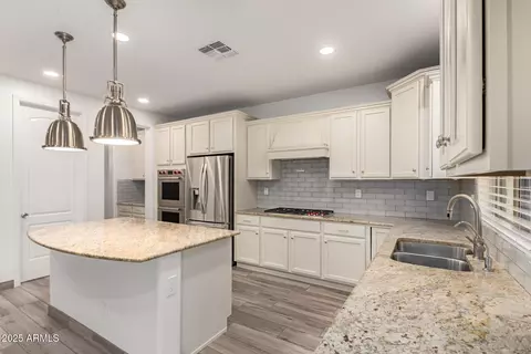 Kitchen - 3710 E Matthew Dr, Phoenix, AZ 85050 photo 3 of 3