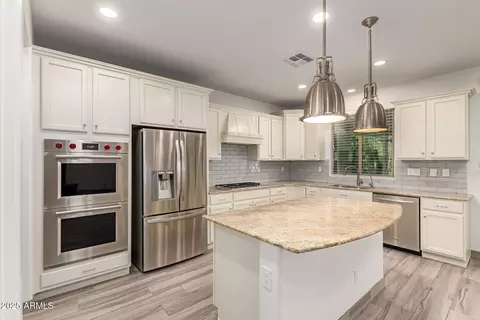 Kitchen - 3710 E Matthew Dr, Phoenix, AZ 85050 photo 1 of 3