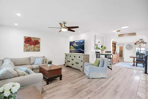 Living - 1704 E Solano Dr, Phoenix, AZ 85016 photo 2 of 3